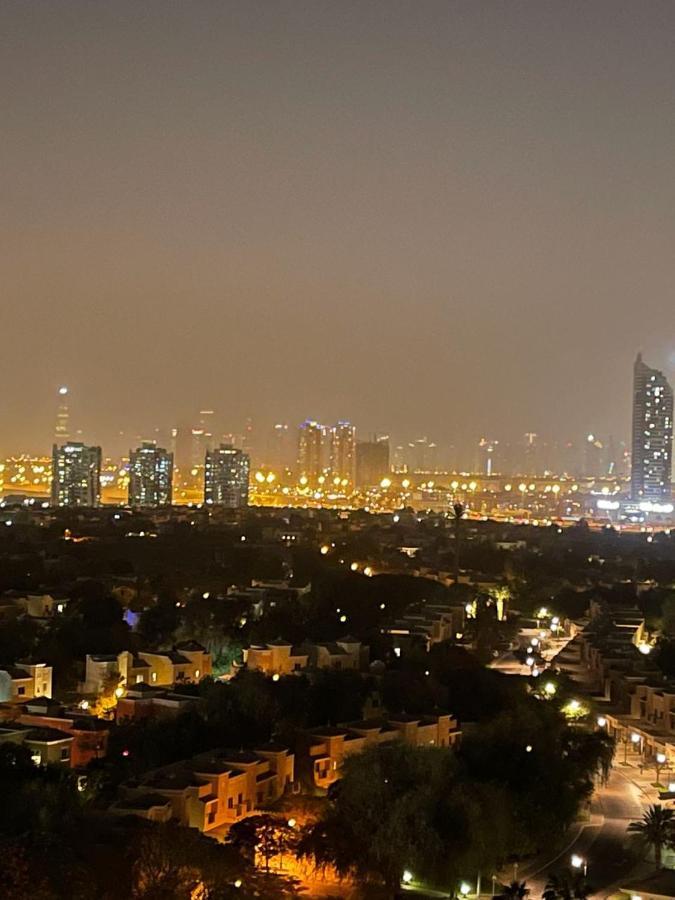 Great View, Dubai Sportcity, Parking Included, Nice Apartments Buitenkant foto