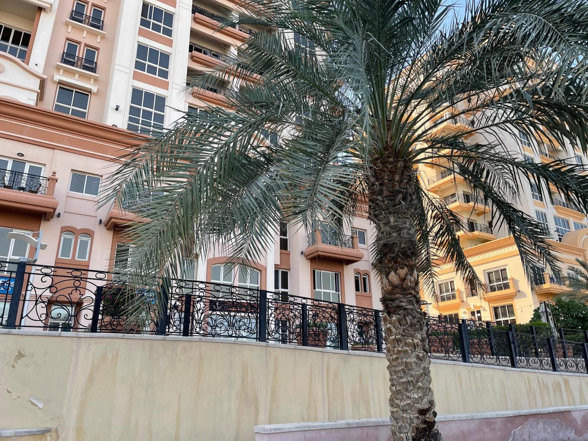 Great View, Dubai Sportcity, Parking Included, Nice Apartments Buitenkant foto