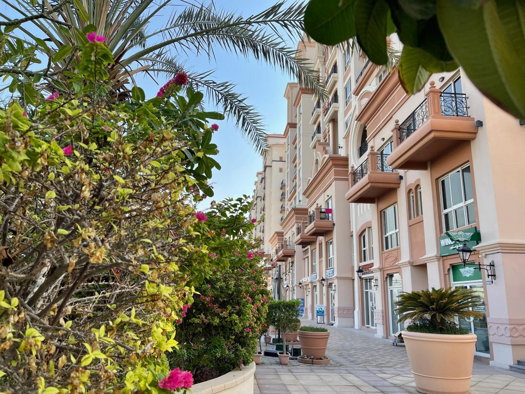 Great View, Dubai Sportcity, Parking Included, Nice Apartments Buitenkant foto