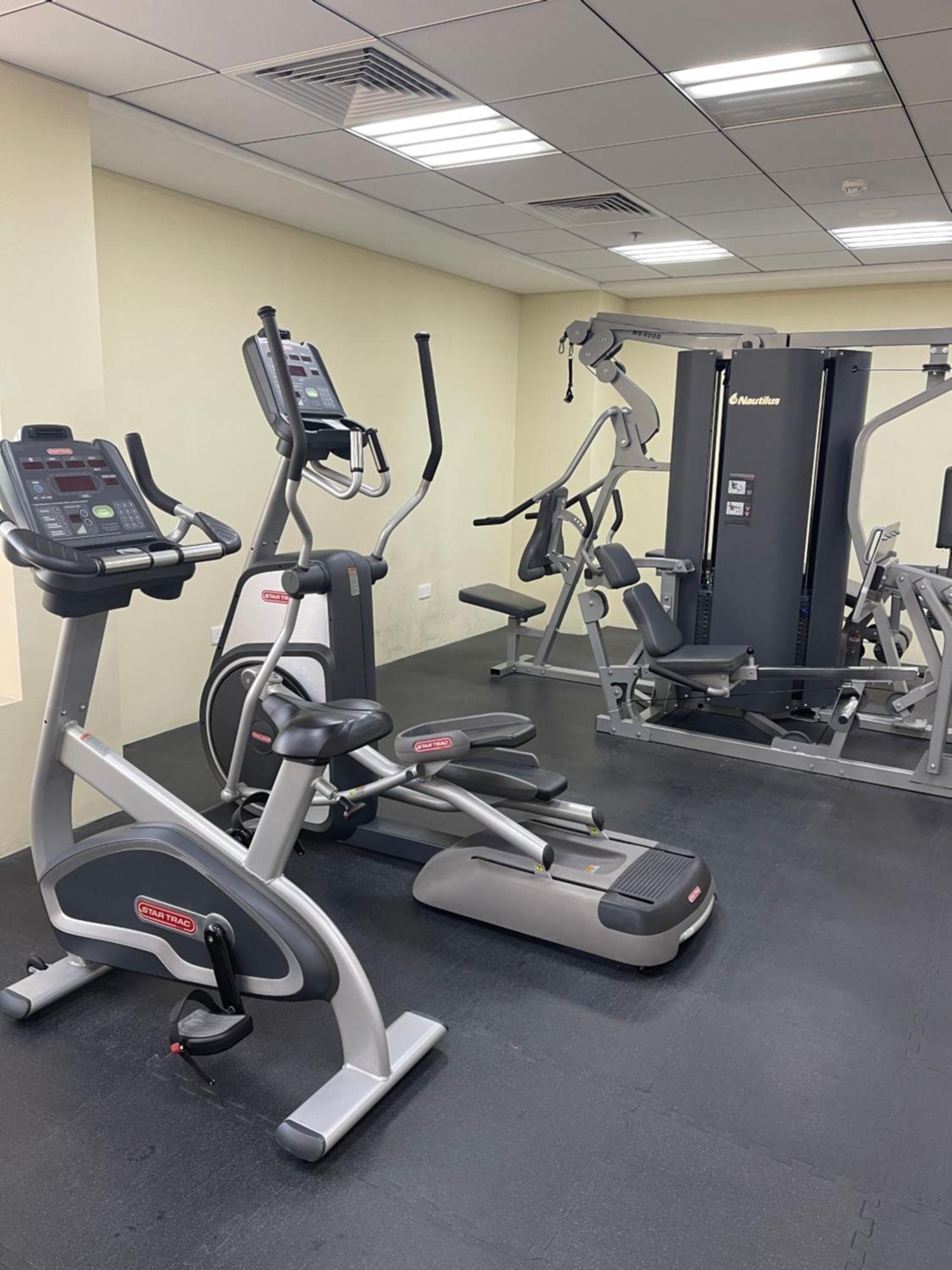 Great View, Dubai Sportcity, Parking Included, Nice Apartments Buitenkant foto