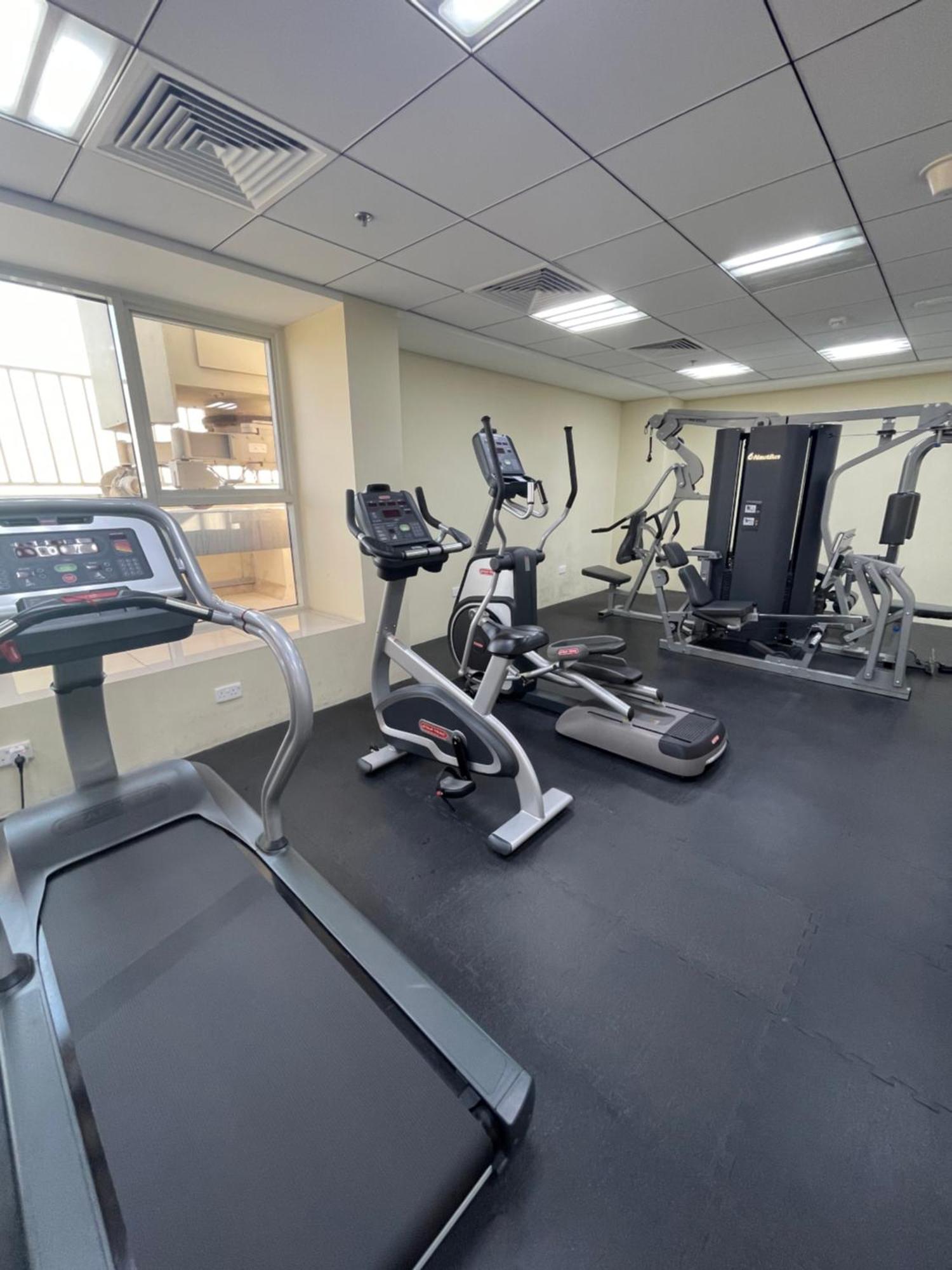 Great View, Dubai Sportcity, Parking Included, Nice Apartments Buitenkant foto