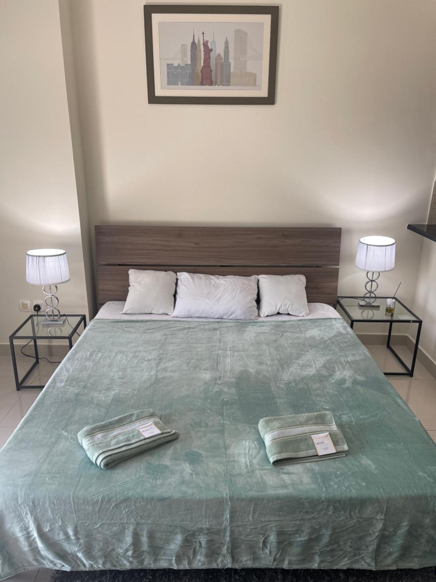 Great View, Dubai Sportcity, Parking Included, Nice Apartments Buitenkant foto