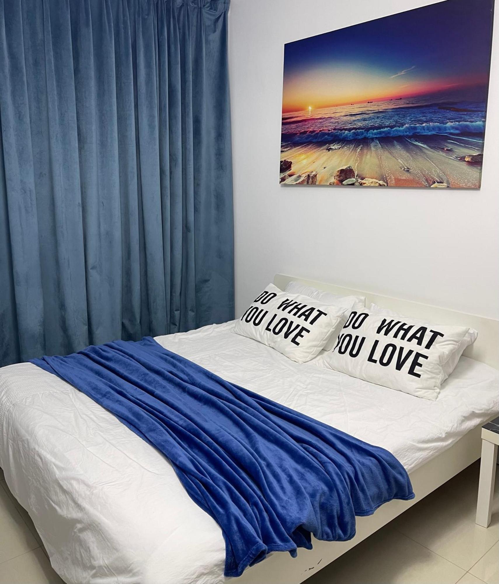 Great View, Dubai Sportcity, Parking Included, Nice Apartments Kamer foto