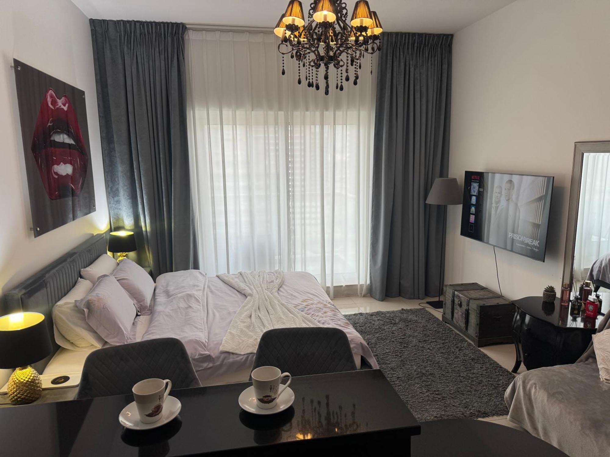 Great View, Dubai Sportcity, Parking Included, Nice Apartments Buitenkant foto